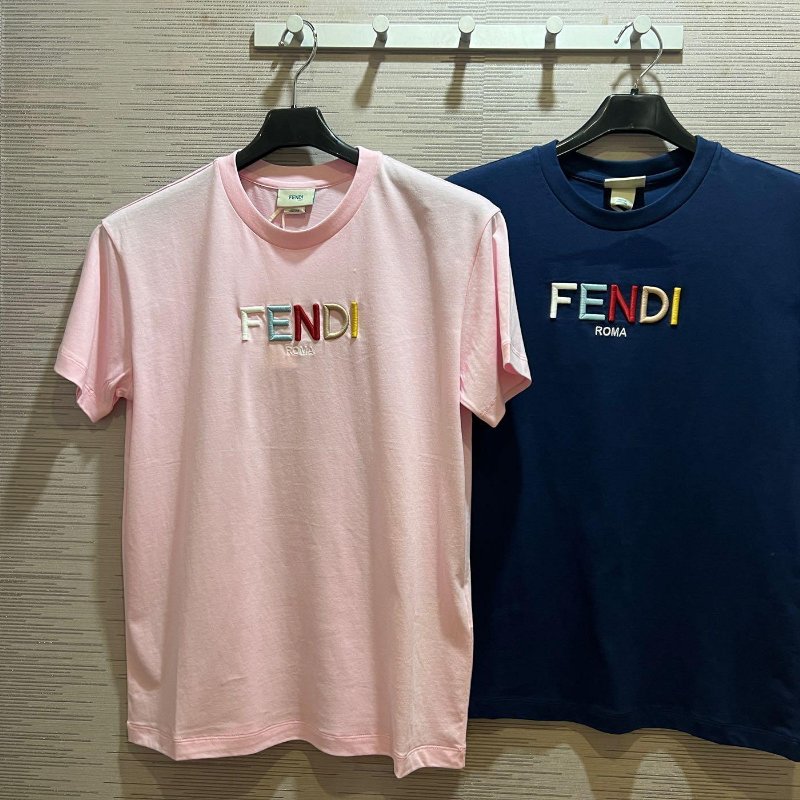 💎Han's house精品服飾💎 FENDI 芬迪 立體 刺繡 短 T T恤 短袖-3