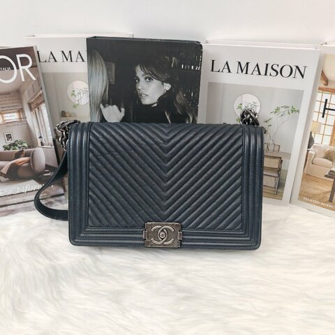 Chanel 香奈兒 Leboy 大號 黑色銀扣