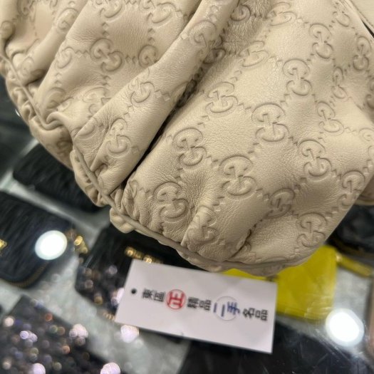 東區正精品㊣GUCCI 203486 白色全皮壓紋金色家徽盾牌手提包斜背包兩用包 RZ5527-7
