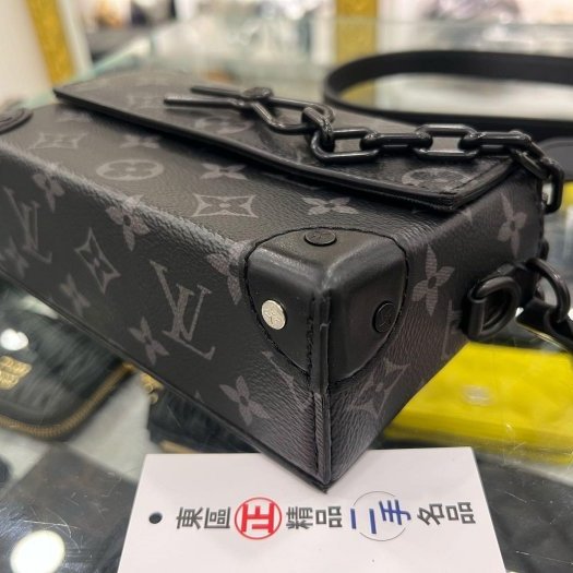 東區正精品㊣LV STEAMER Wearable Wallet M81783 黑灰字紋拼黑色皮革翻蓋方型斜背包 RZ5971-7