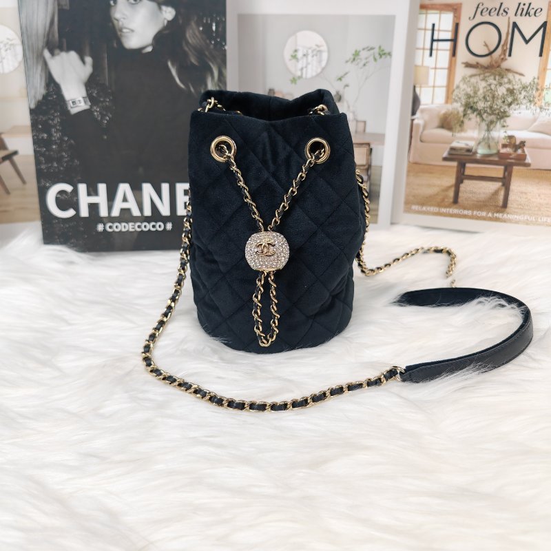 Chanel 香奈兒 金球水鑽黑金絲絨抽繩水桶包 30開-0