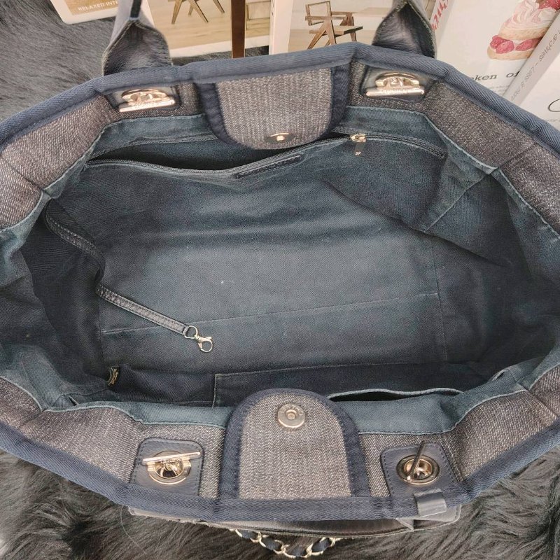 Chanel 香奈兒 沙灘包銀扣 21開-4