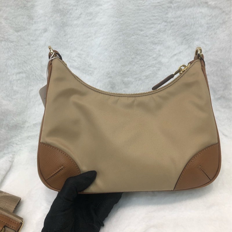 Prada Re-Edition 焦糖啡三合一  XC067-1