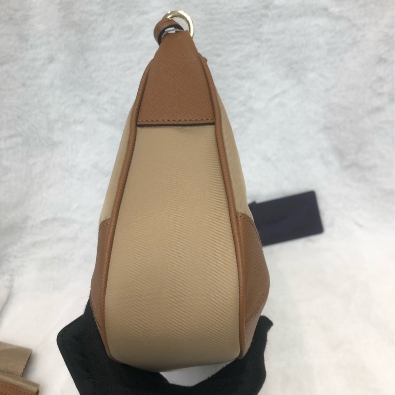 Prada Re-Edition 焦糖啡三合一  XC067-3