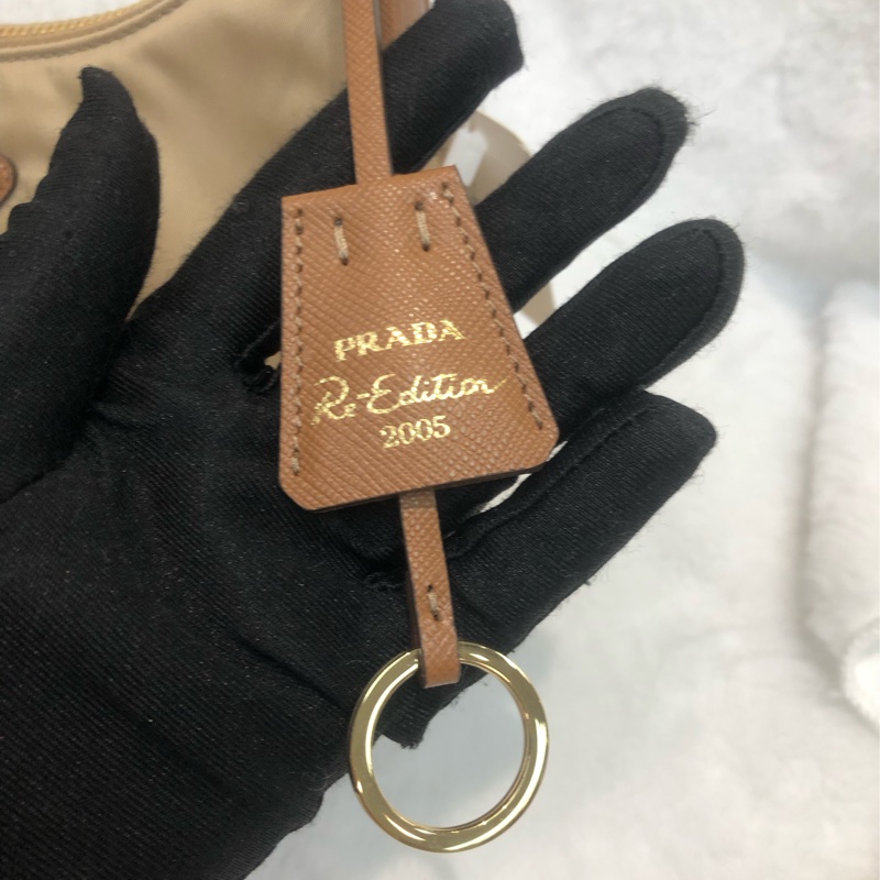 Prada Re-Edition 焦糖啡三合一  XC067-5