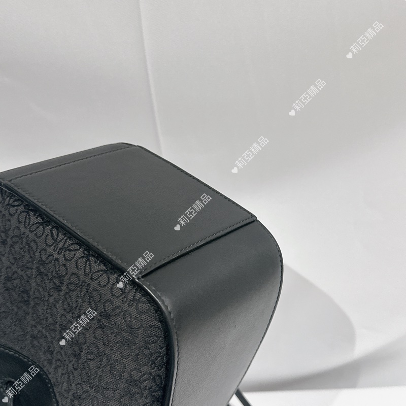 莉亞精品♡Loewe mini吊床包 黑 二手美包-9