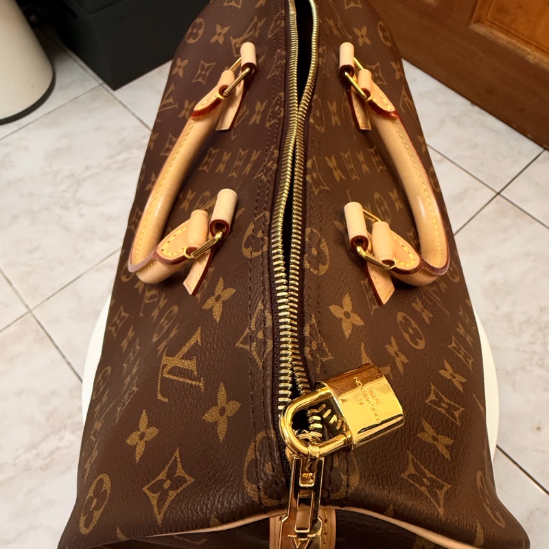 LV Speedy 35-21