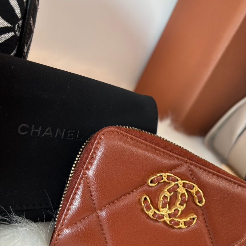 {全新未使用✨超美棕色🤎}*SHIHNA名牌精品*CHANEL 19 菱格紋小羊皮拉鍊零錢包-2