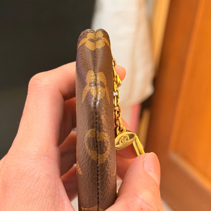 LV 鑰匙零錢包-11