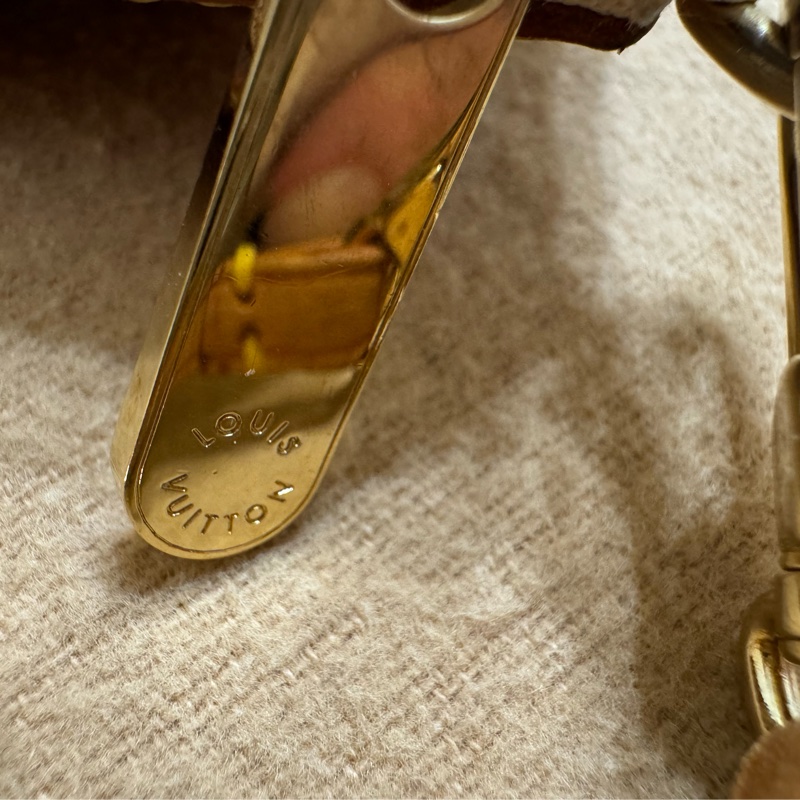 耶誕跨年優惠中🎄LV村上隆白三彩麻將包/LV麻將包/LV卯釘麻將包 Louis Vuitton/路易威登/LV Vintage/LV中古包/LV肩背包-34