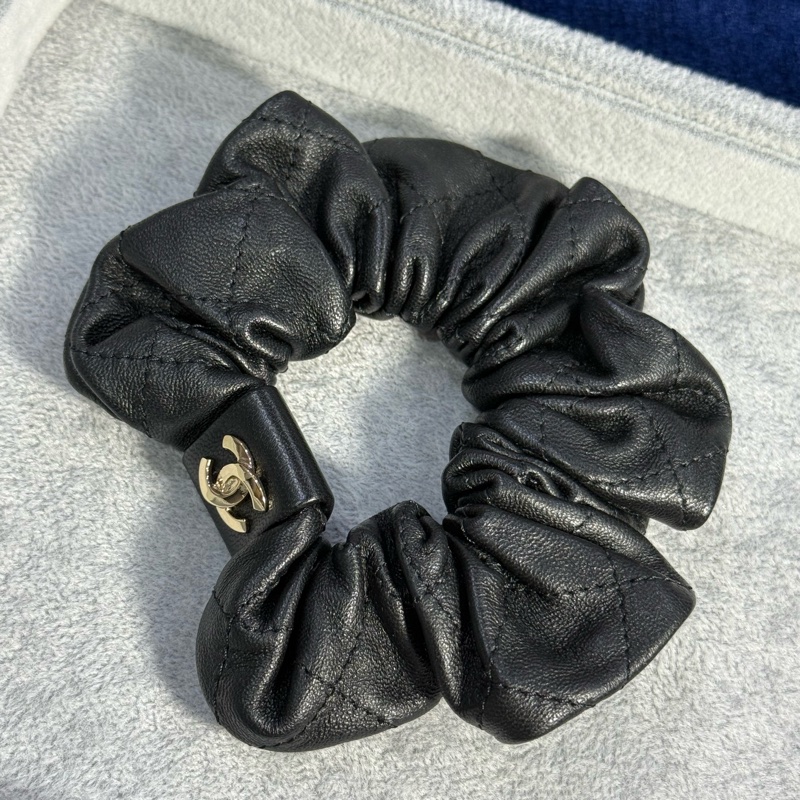 香奈兒髮圈 Chanel雙C Loge皮革髮圈  大腸圈-2
