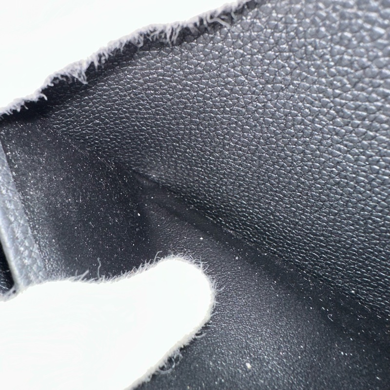 LV M61864 黑牛皮壓紋金釦拉鏈長夾-31