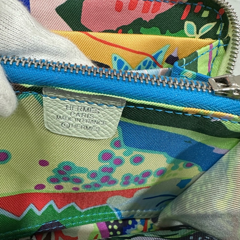 Hermes 氣泡綠絲巾短夾 silkin-26