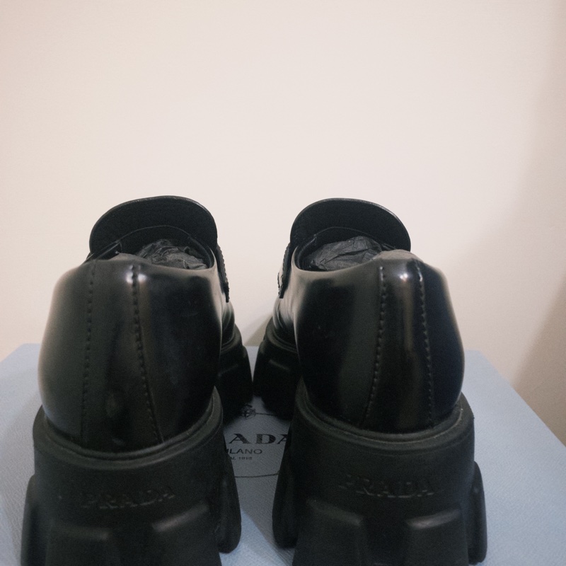 Prada Monolith 拋光皮革厚底便鞋|36|有盒有防塵袋|少穿-10