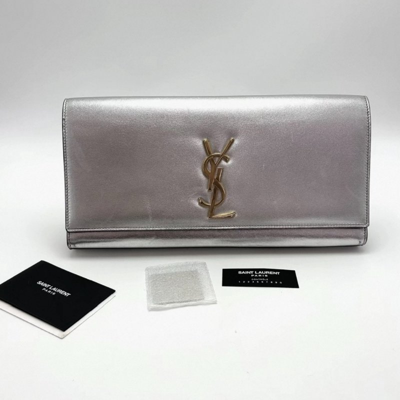 YSL銀色金扣手拿晚宴包27*13.5*4 98新-0