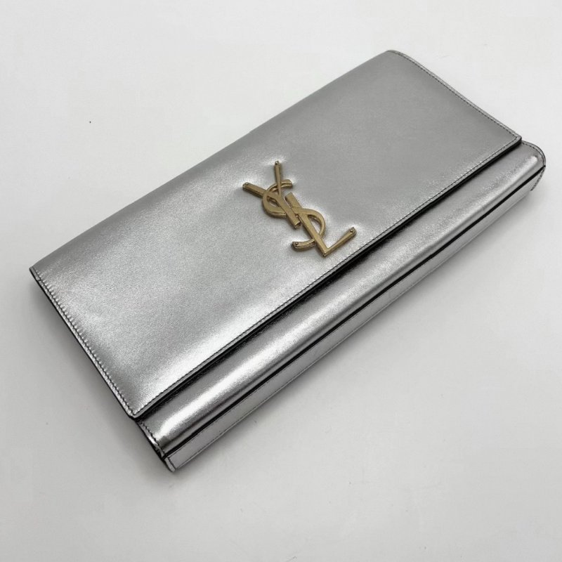 YSL銀色金扣手拿晚宴包27*13.5*4 98新-1