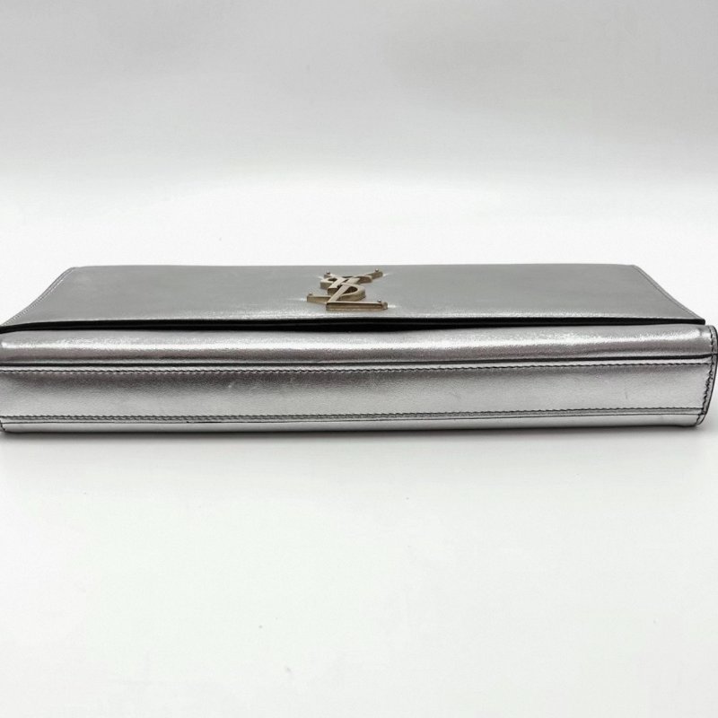 YSL銀色金扣手拿晚宴包27*13.5*4 98新-4