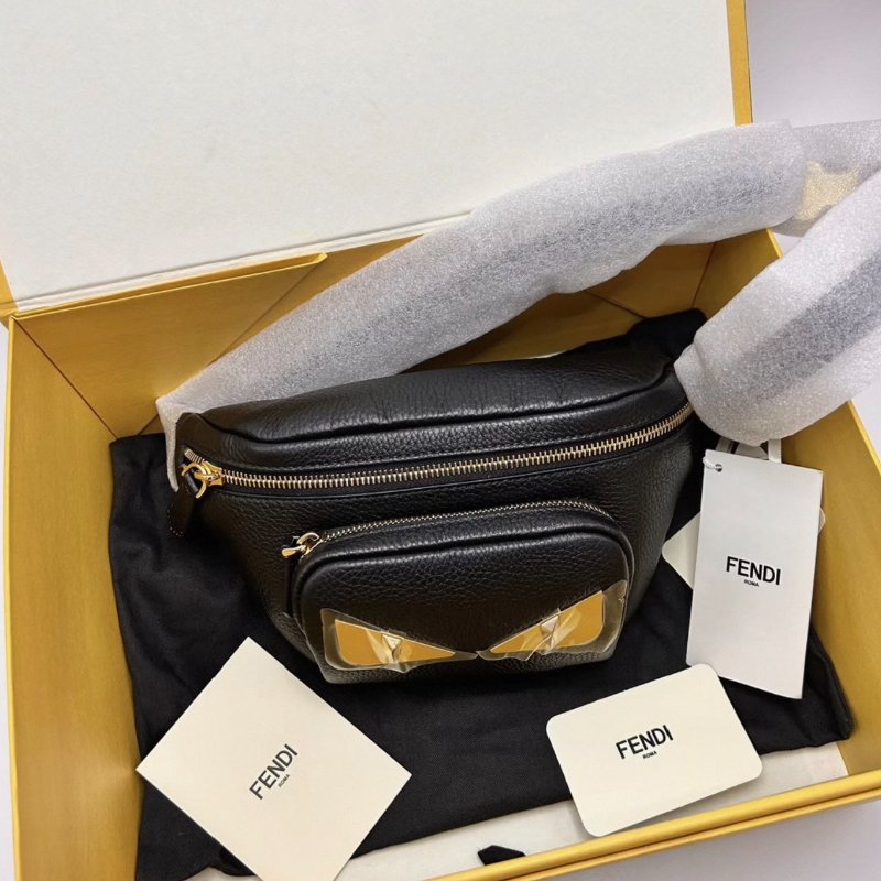 FENDI黑金小怪獸牛皮斜背腰包 27*14*6 全新閒置配件盒子塵袋-0