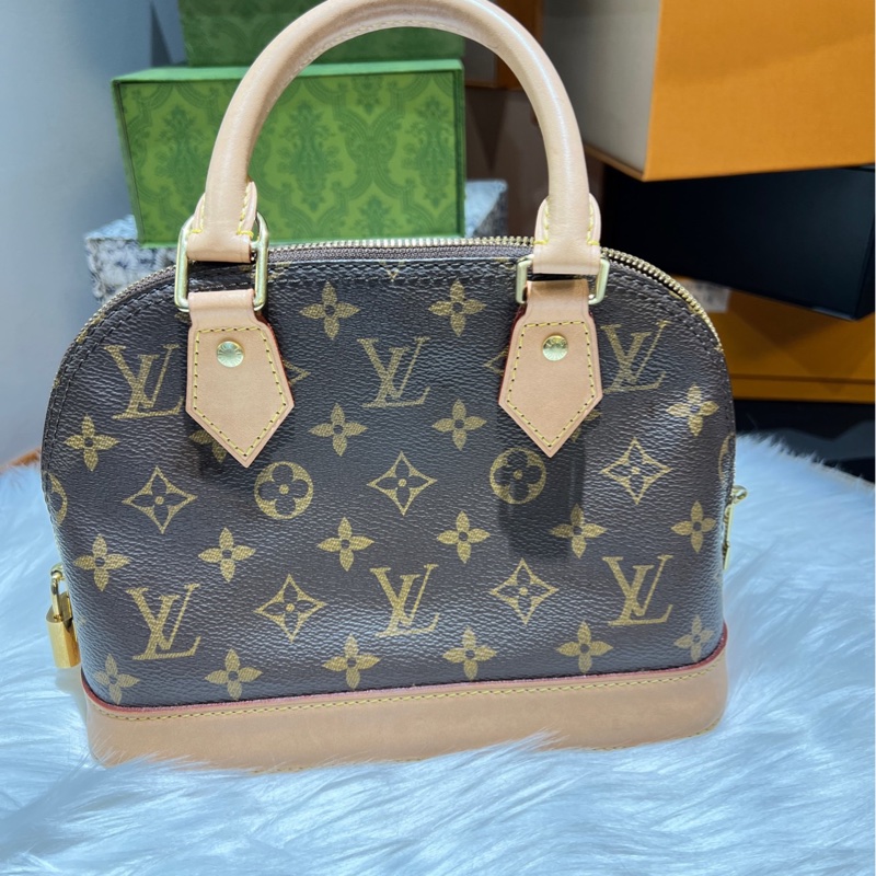 97新B0159 路易威登/Louis Vuitton 老花貝殼包BB-1
