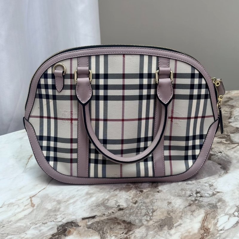 BURBERRY 經典格紋淺紫色手提肩背貝殼包22*23*12 98新配件塵袋-1