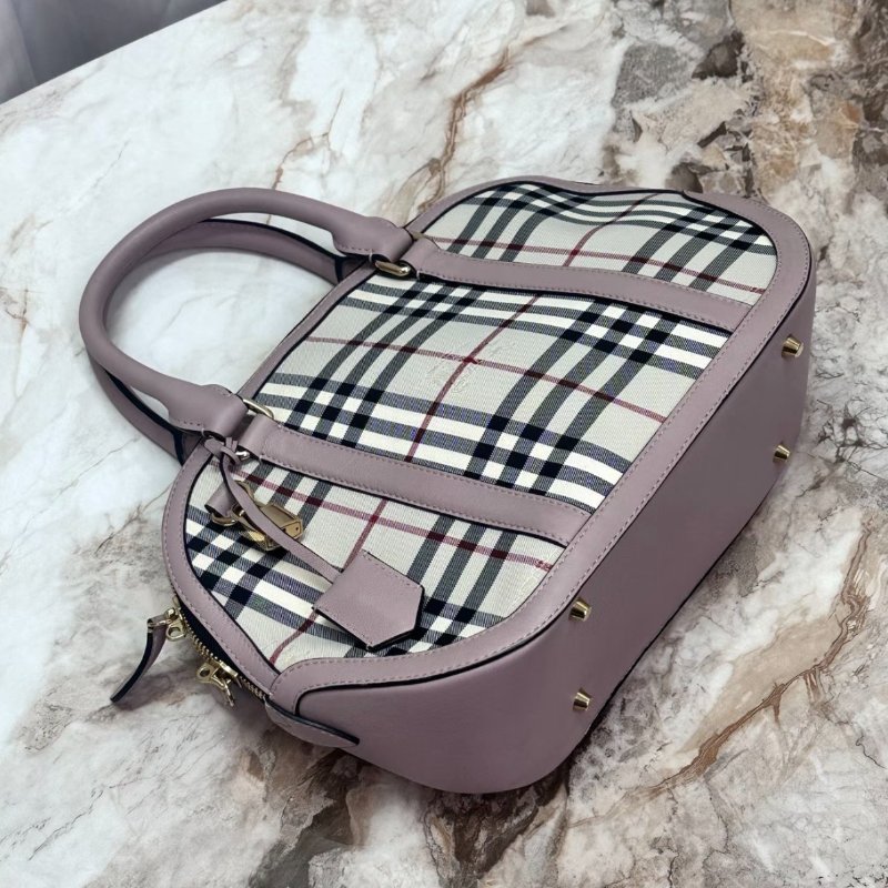 BURBERRY 經典格紋淺紫色手提肩背貝殼包22*23*12 98新配件塵袋-4