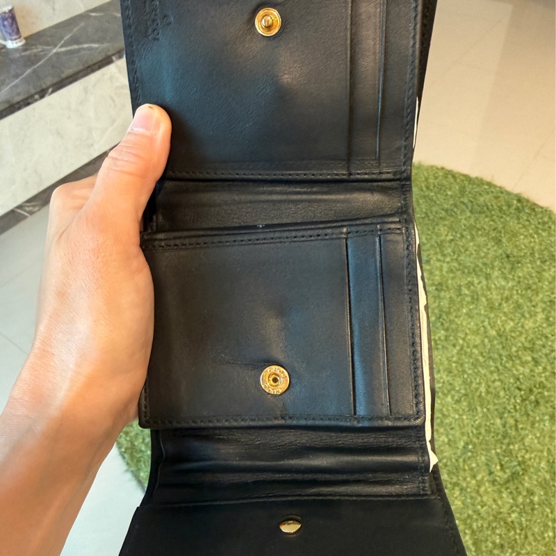 二手正品Gucci 經典 sylvie 短夾（無磨皮）附紙袋～看圖看內文-5