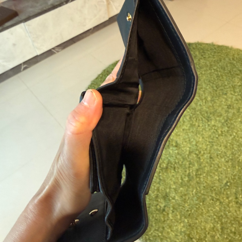 二手正品Gucci 經典 sylvie 短夾（無磨皮）附紙袋～看圖看內文-6