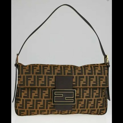 FENDI Maxi 法棍包