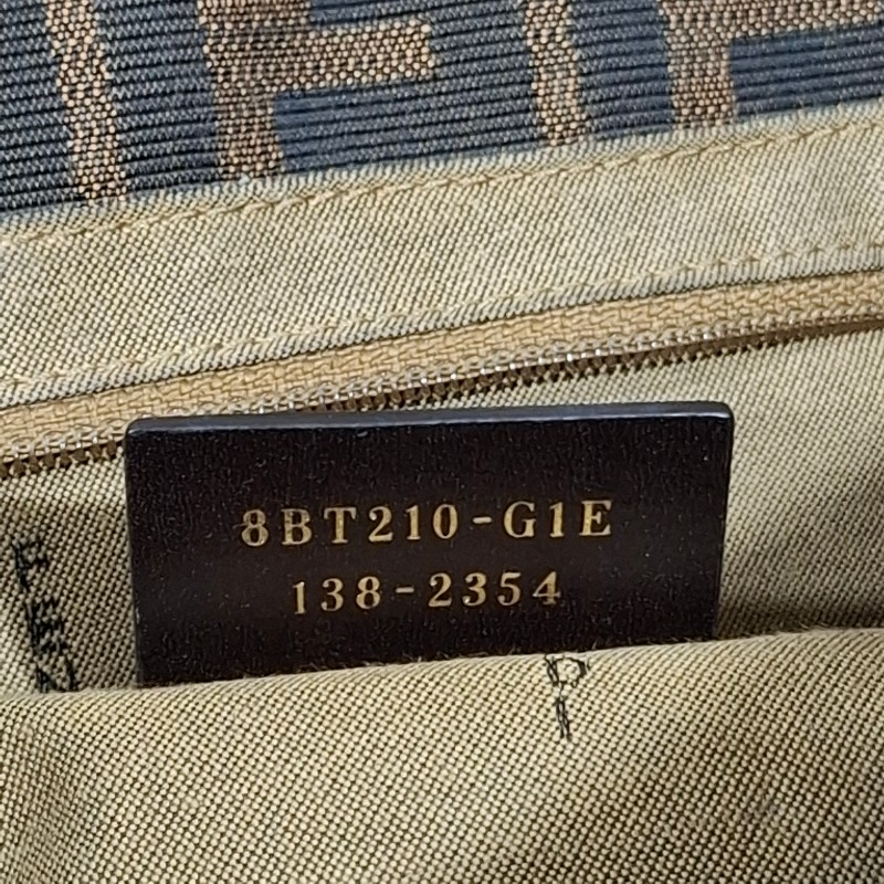 FENDI Maxi 法棍包-12