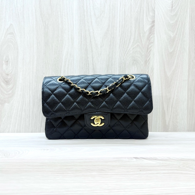 CHANEL黑金荔枝牛皮coco23口蓋包A01113-0