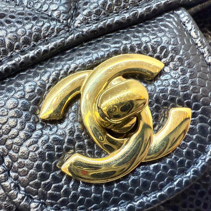 CHANEL黑金荔枝牛皮coco23口蓋包A01113-15