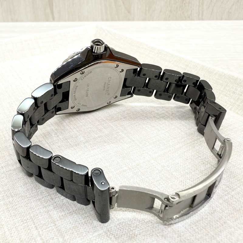 CHANEL黑色陶瓷12點鑽石英錶J12 33mm-3