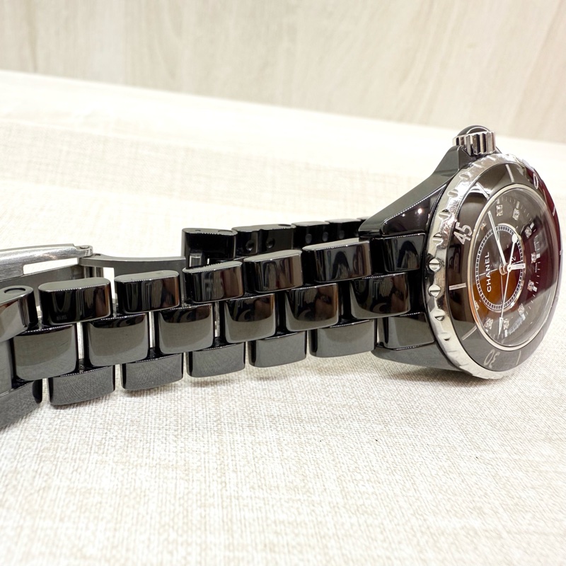 CHANEL黑色陶瓷12點鑽石英錶J12 33mm-6