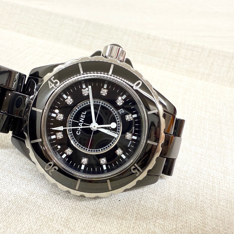 CHANEL黑色陶瓷12點鑽石英錶J12 33mm-7