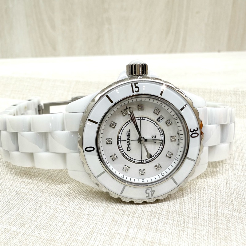 CHANEL白色陶瓷12點鑽J12石英錶33mm/H1628-1