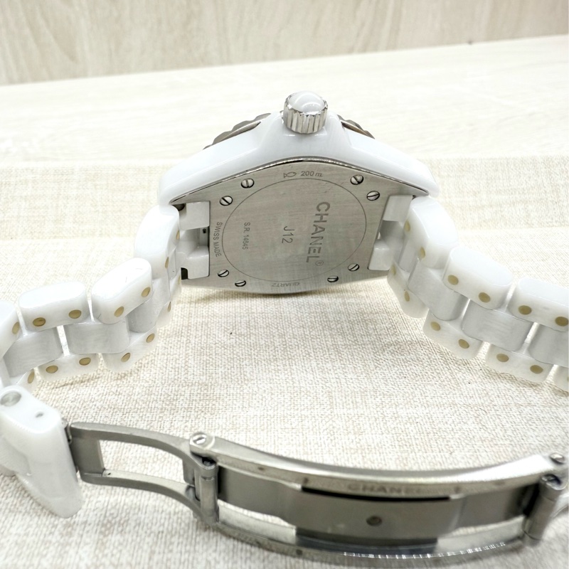 CHANEL白色陶瓷12點鑽J12石英錶33mm/H1628-6