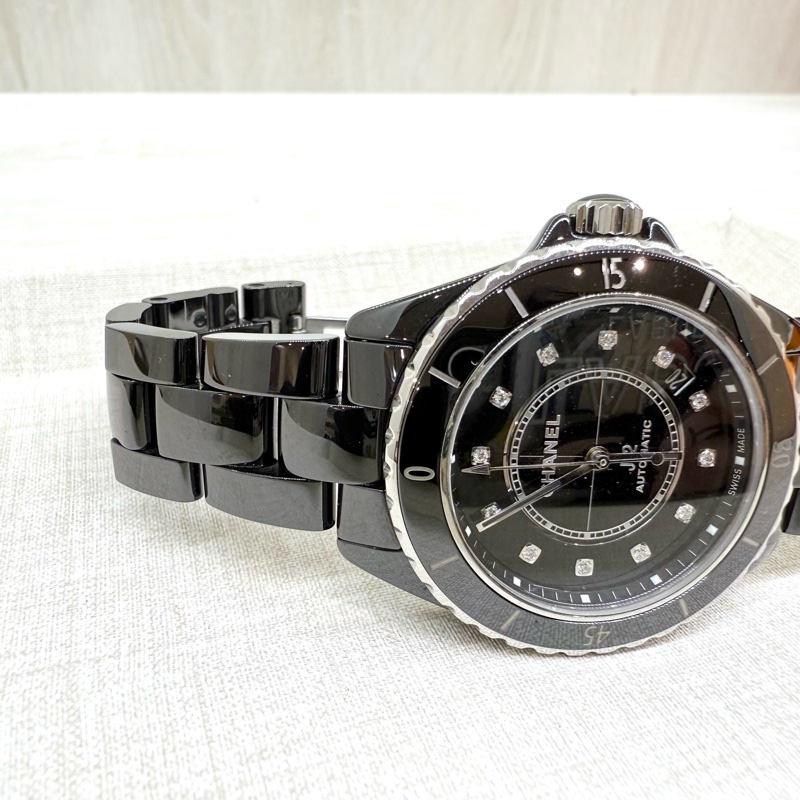 Chanel黑色鑲鑽J12 CALIBER機芯陶瓷腕錶38mm/H5702-3