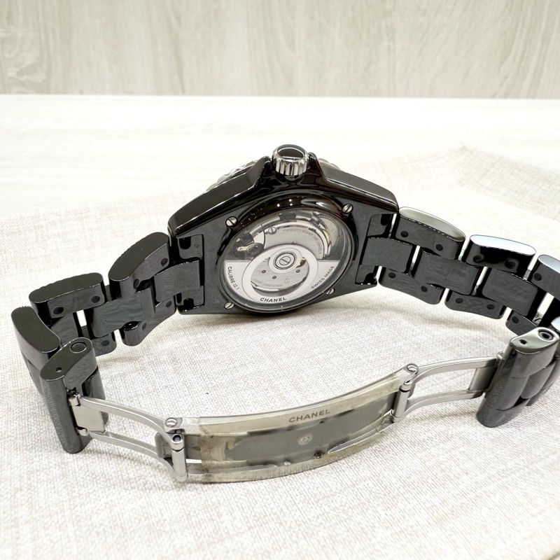 Chanel黑色鑲鑽J12 CALIBER機芯陶瓷腕錶38mm/H5702-6