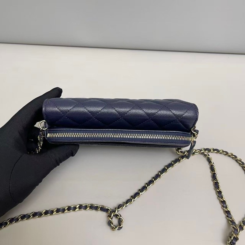 Chanel 深藍色金扣牛皮荔枝紋woc鏈條包-5