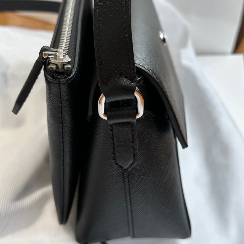 萬寶龍Montblanc經典側背包｜全新未使用-7