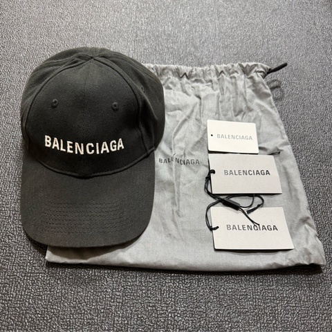 Balenciaga 帽子 黑 58L