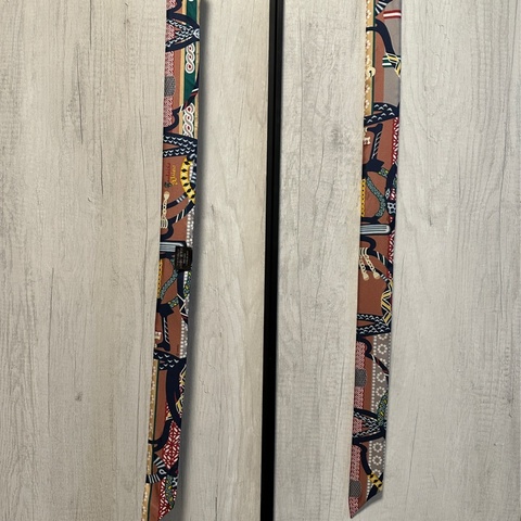 愛馬仕Hermès 棕色系藍綠花紋Twilly一對