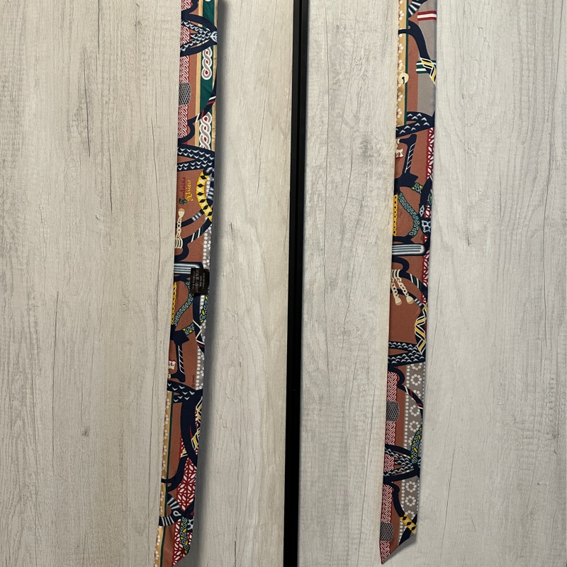 愛馬仕Hermès 棕色系藍綠花紋Twilly一對-0