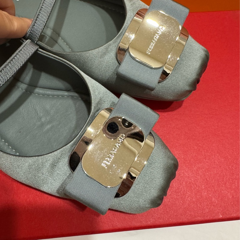 Salvatore Ferragamo 菲拉格慕絲綢面蝴蝶芭蕾平底鞋 🩰 尺寸37-2