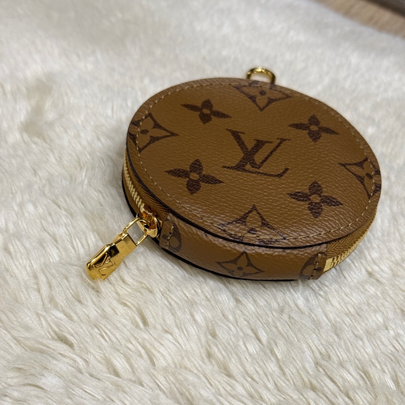 免鑑定費至12/31🉐未使用95新✨LV晶片款Louis vuitton可掛式拉鍊零錢包 掛飾 配件 老花-1