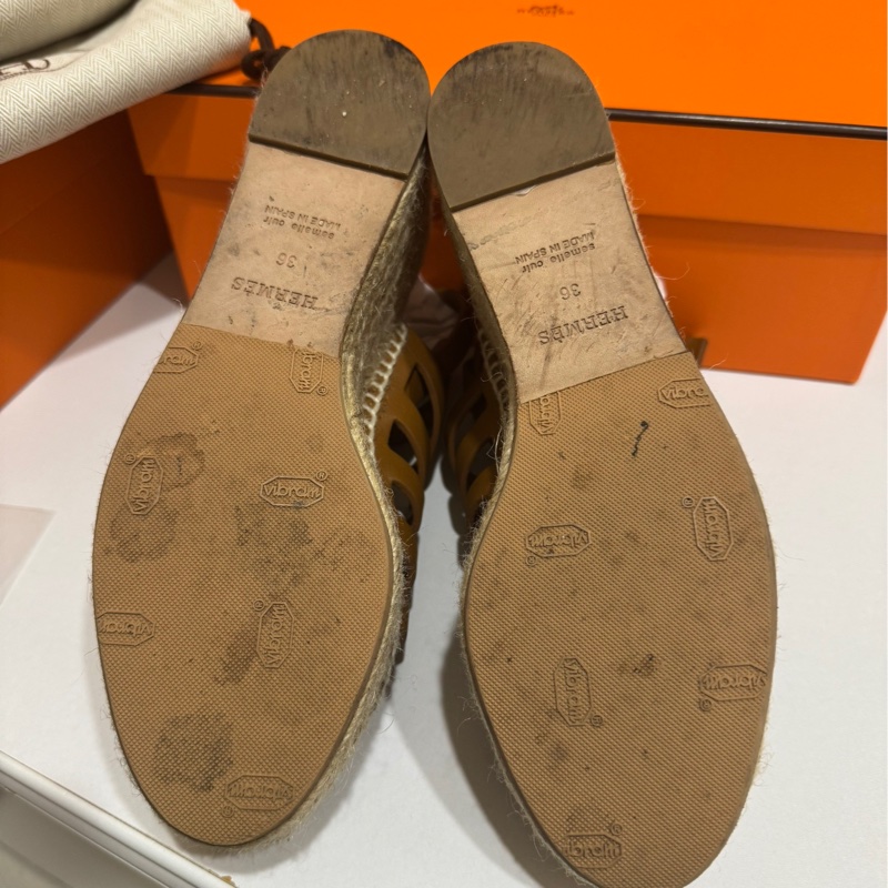Hermes 草編底厚底羅馬涼鞋 👡 尺寸36-5