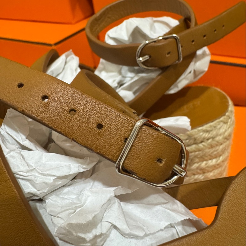 Hermes 草編底厚底羅馬涼鞋 👡 尺寸36-8