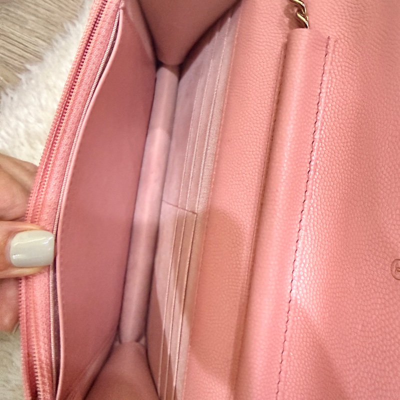 賣三天到12/20下架🔥好用又很美的💓CHANEL WOC香奈兒 荔枝牛皮 粉色 斜背包-26