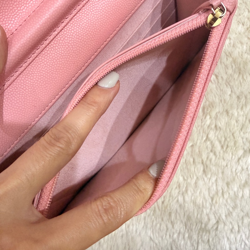 賣三天到12/20下架🔥好用又很美的💓CHANEL WOC香奈兒 荔枝牛皮 粉色 斜背包-32