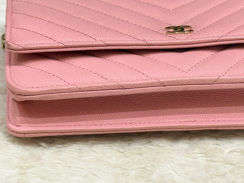 賣三天到12/20下架🔥好用又很美的💓CHANEL WOC香奈兒 荔枝牛皮 粉色 斜背包-42